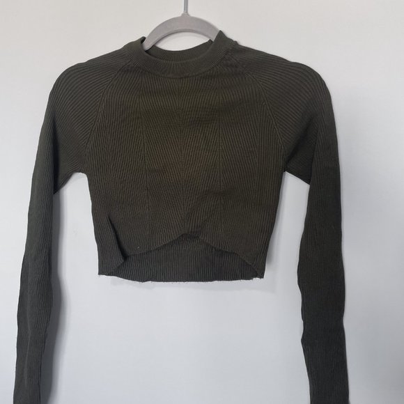 Garage long sleeve crop top - Picture 1 of 6